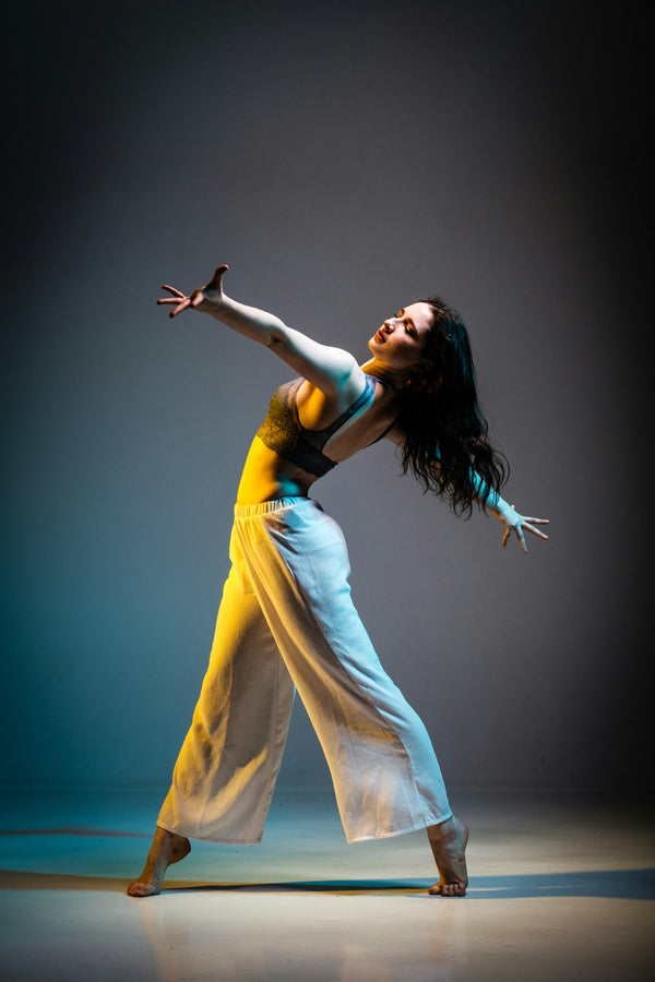 Dance and Sleep: Why Moving to Music Helps You Rest (and When It Doesn't)