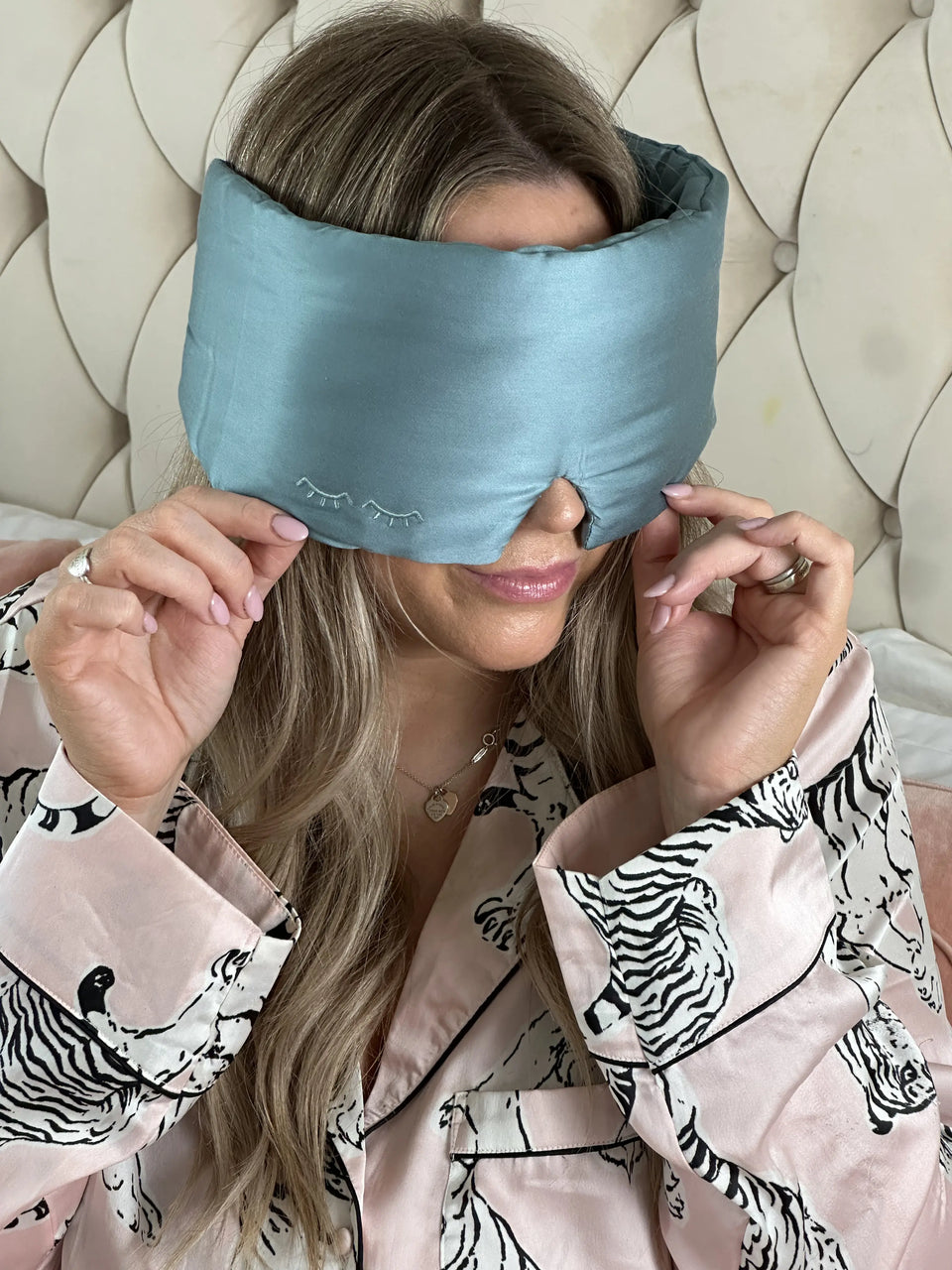 Blackout Sleep Masks SleepyDeepy - Sleep Aids For Deeper Sleep